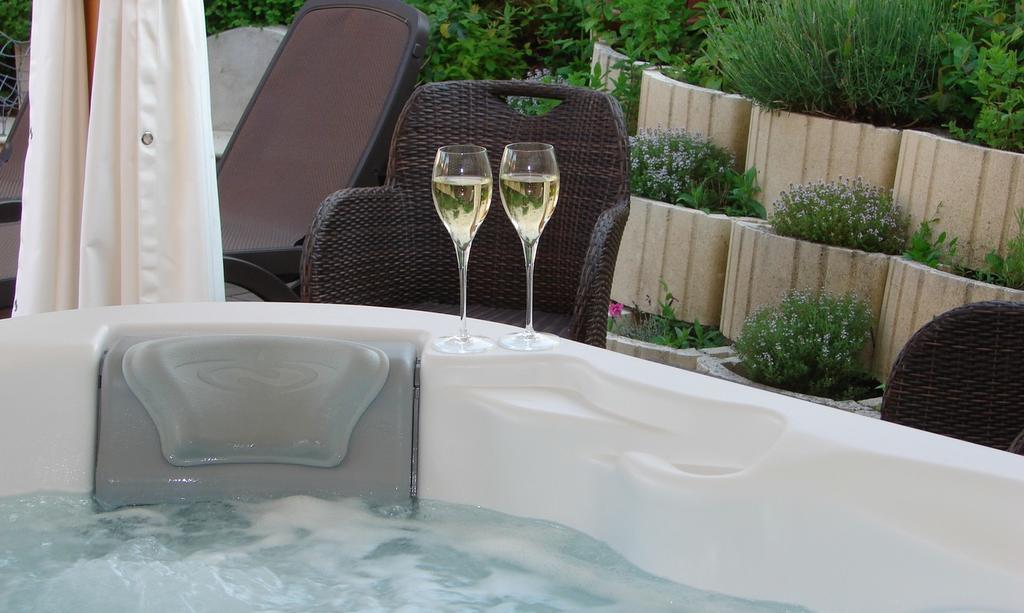 Hotel Spa Le Relais Des Moines Villersexel ภายนอก รูปภาพ